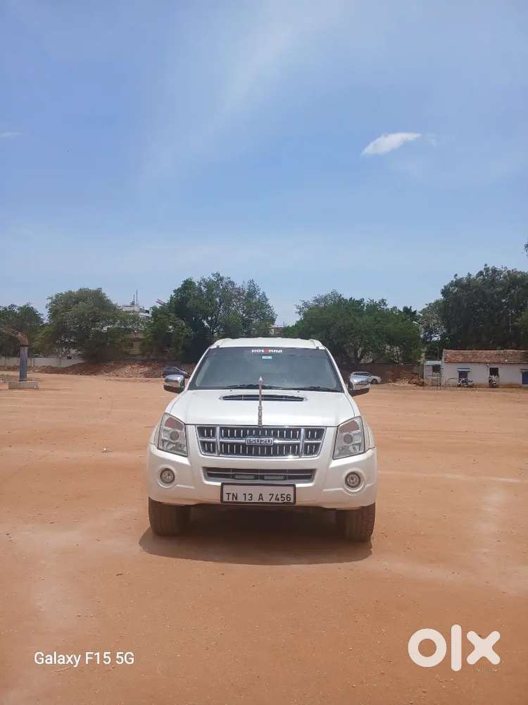 Isuzu Mu7 Diesel 2014
