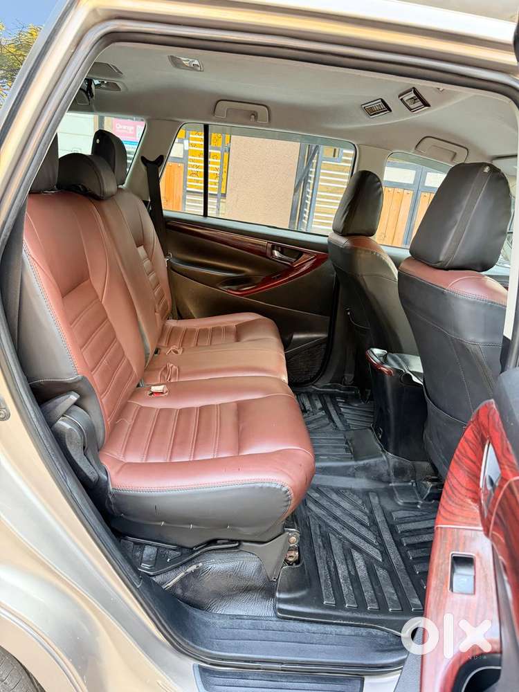 Toyota Innova Crysta 2.4 Gx Mt 8s, 2016, Diesel