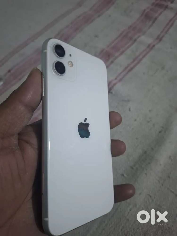 I phone 11 64 gb