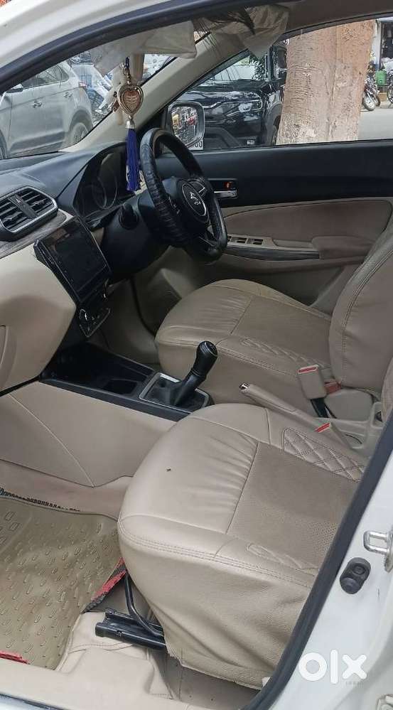 Maruti Suzuki Dzire 1.2 Zxi, 2022, Petrol