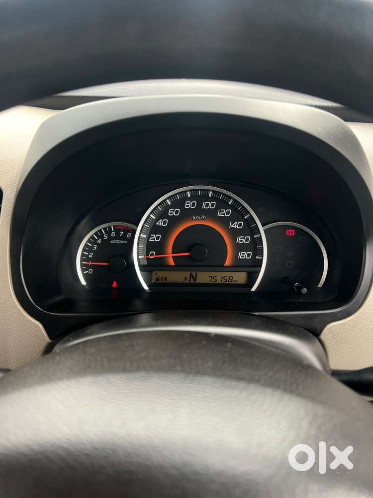 Maruti Suzuki Wagon R Vxi Amt1.2, 2016, Petrol