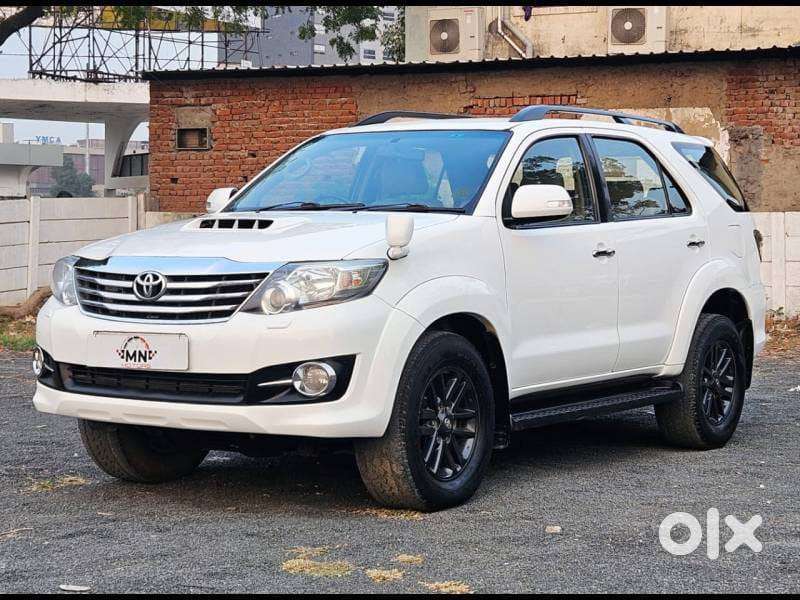 Toyota Fortuner 3.0 4x2 Mt, 2015, Diesel