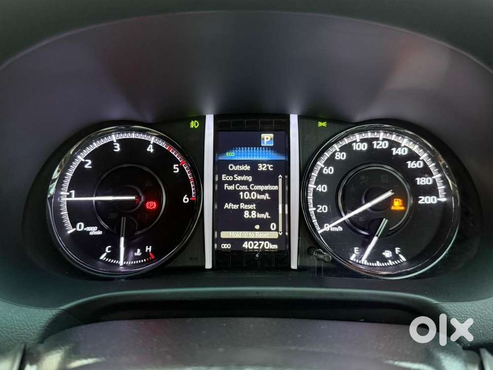 Toyota Fortuner Legender 2024 4x2