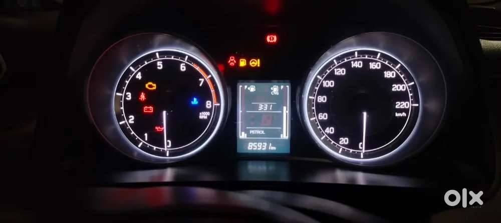 Car In A Excellent Condition (taxi Passing )