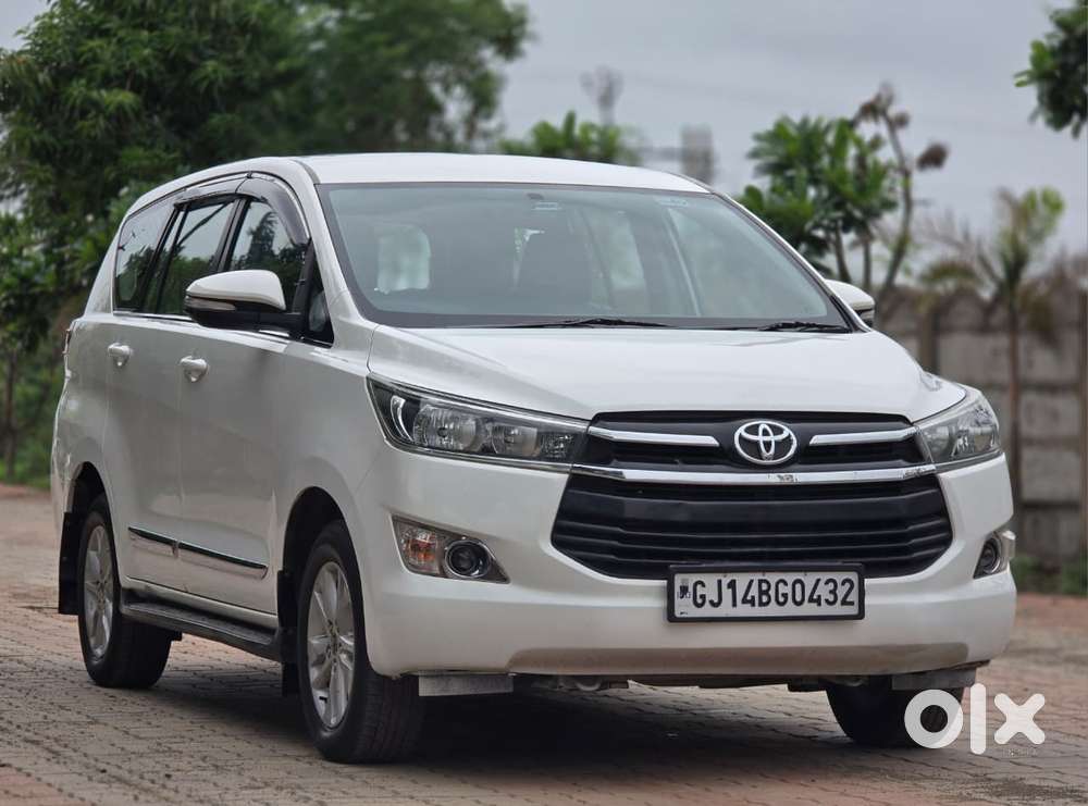Toyota Innova Crysta 2.4 G Mt, 2017, Diesel