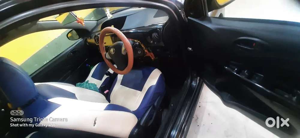 Toyota Etios Cross 2015