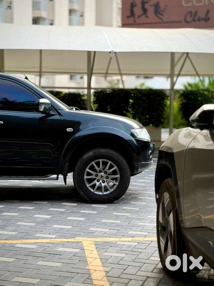 Mitsubishi Pajero Sport 2012 4x4 ,95000km Driven