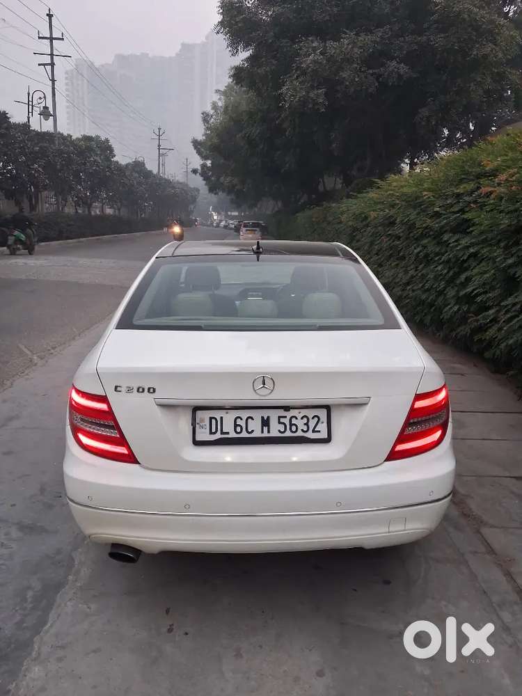 Mercedes-benz C Class 2013 Petrol 25111 Km Driven