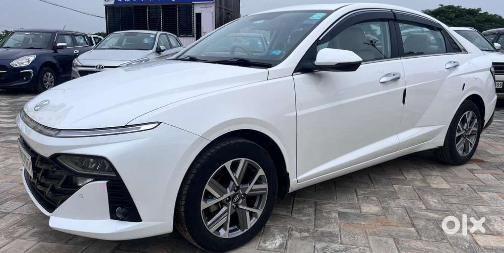 Hyundai Verna Sx 1.5 Petrol Ivt, 2023, Petrol