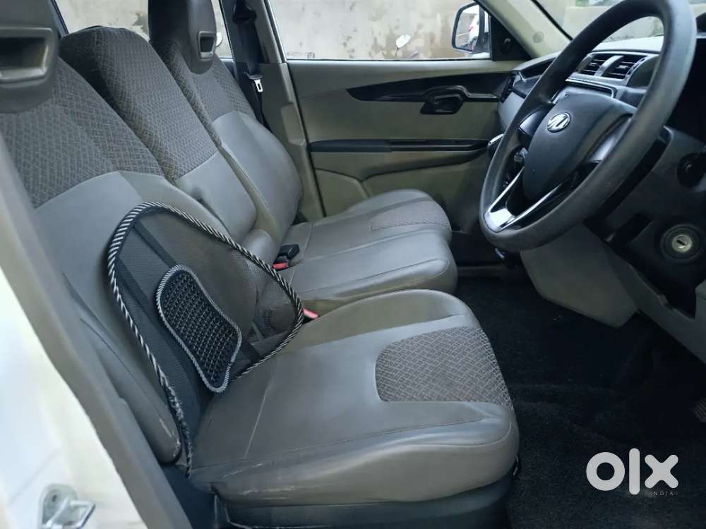 Mahindra Kuv 100, 2017, Petrol