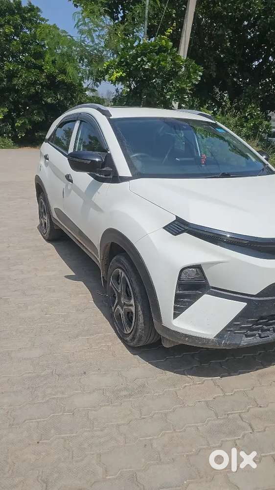 Tata Nexon Smart Plus 2024