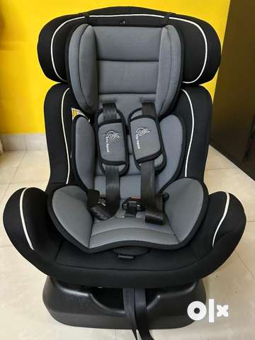 Gently used car outlet seats