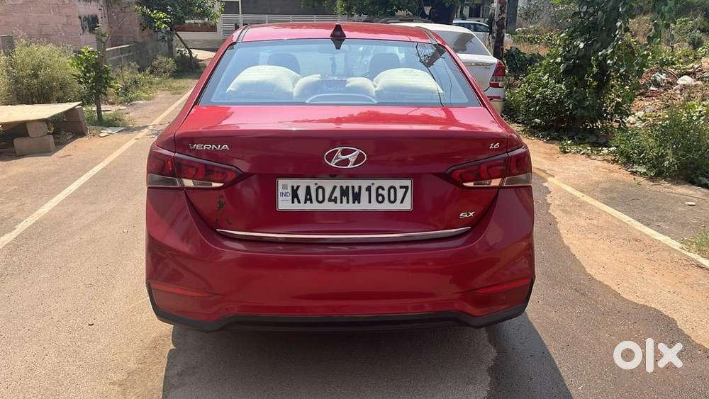 Hyundai Verna 2019 Petrol 90000 Km Driven