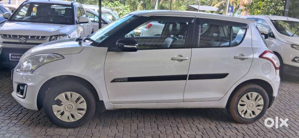 Maruti Suzuki Swift Vxi, 2015, Petrol