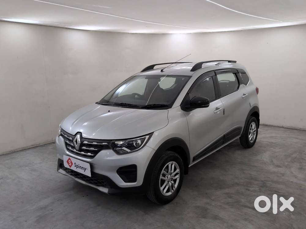 Renault Triber Rxt, 2022, Petrol