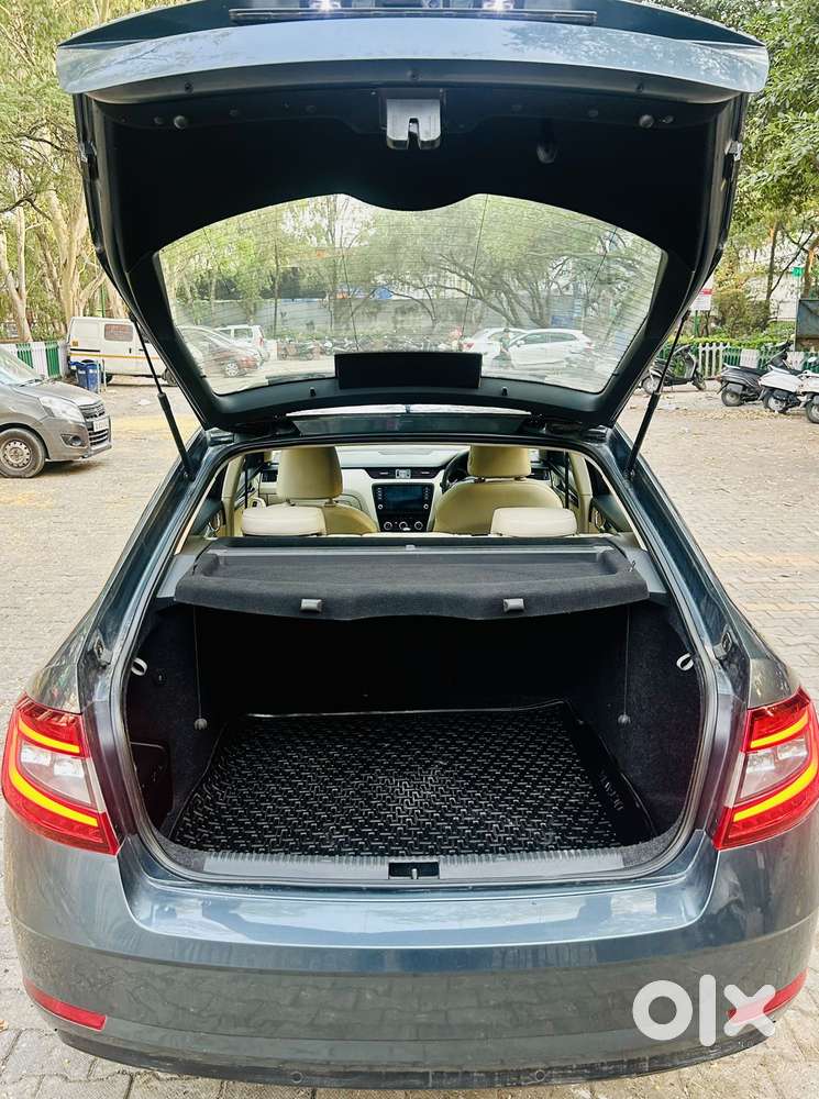Skoda Octavia 2.0 L K Tsi At, 2018, Petrol
