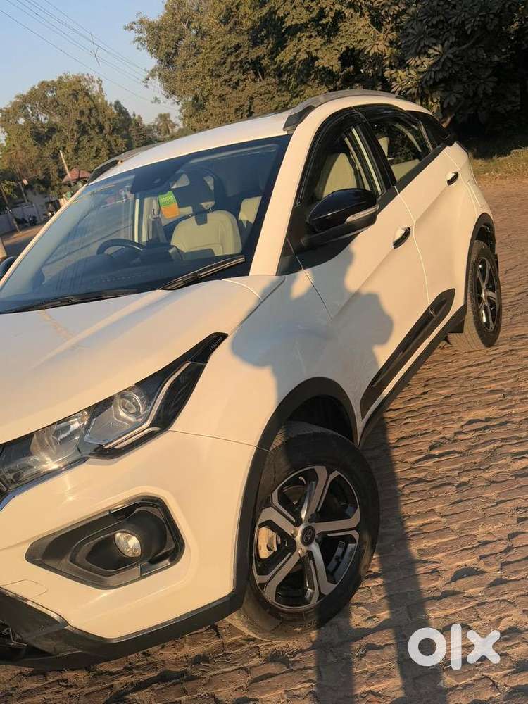 Tata Nexon 2022 Petrol Good Condition 7 Seater Leni Hai Ishliye De Rah