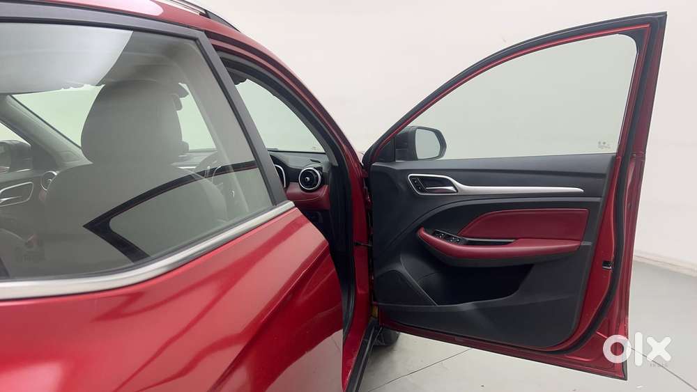 Mg Astor 1.3 Savvy Turbo At S Red, 2022, Petrol