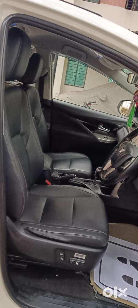Toyota Innova Crysta Touring Sport 2.4 Mt, 2018, Diesel