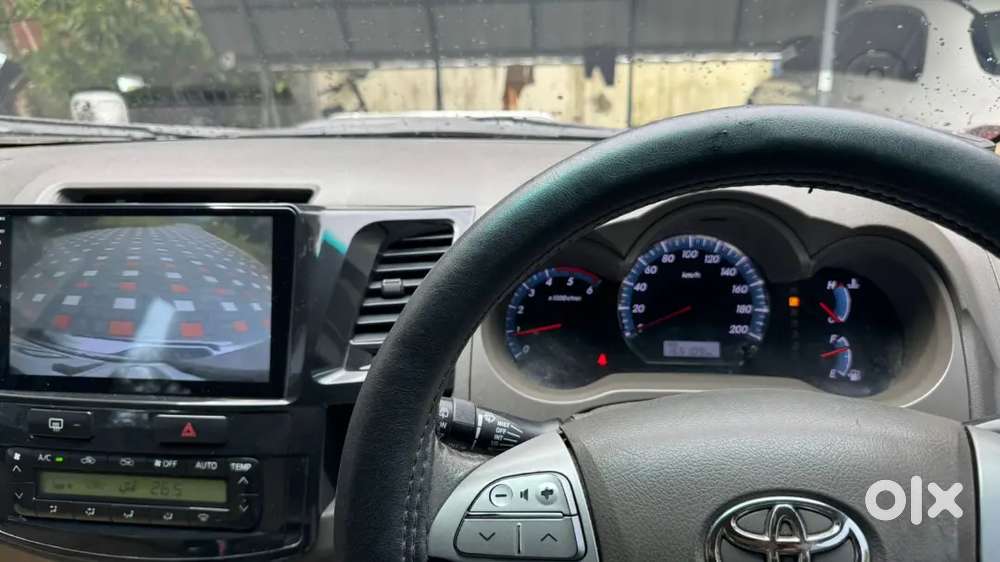 Toyota Fortuner Legender 2012