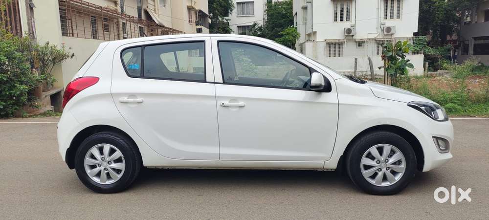 Hyundai I20 2010-2012 1.4 Asta At With Avn, 2013, Petrol