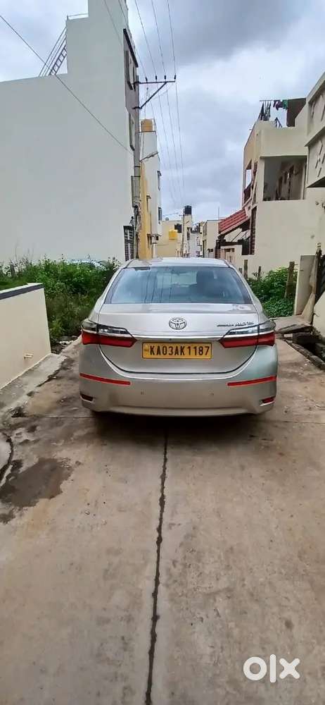 Toyota Corolla Altis Yellow Board
