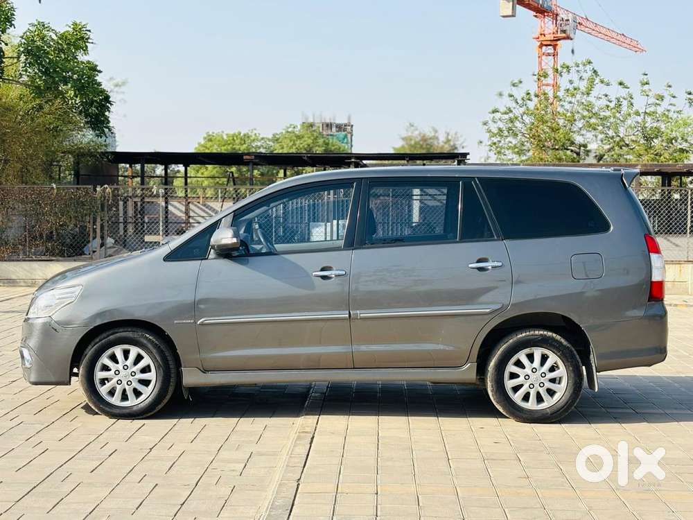 Toyota Innova 2.5 V 7 Str, 2012, Diesel