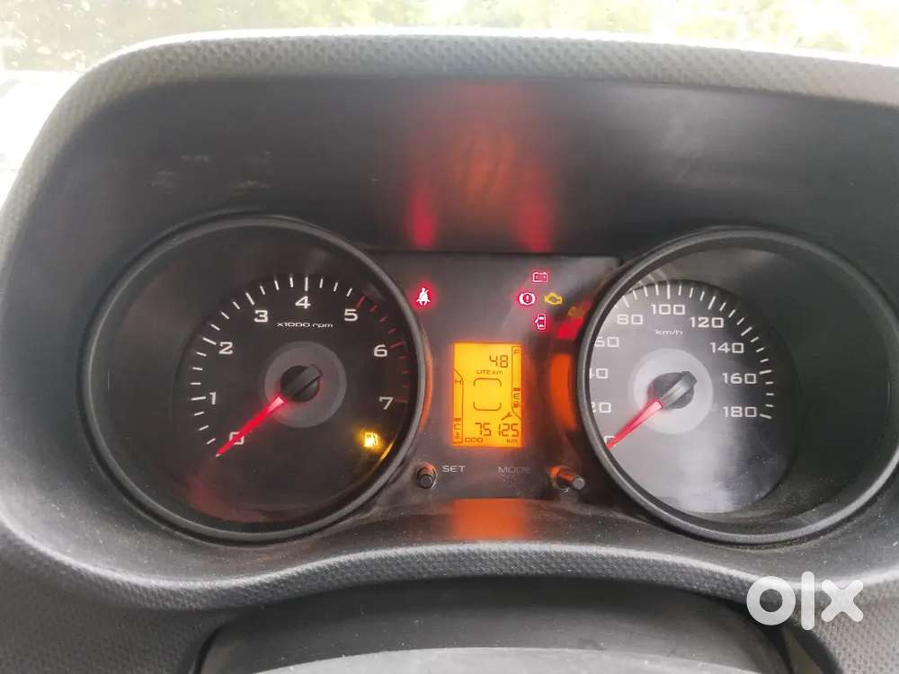 Mahindra Tuv 300 2017