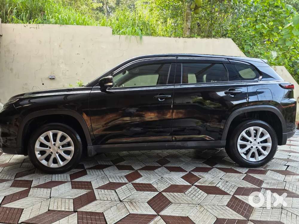Toyota Urban Cruiser Hyryder 2023 Petrol 22560 Km Driven