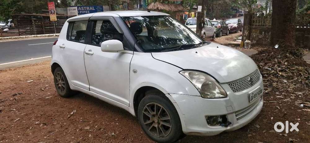 Maruti Suzuki Swift Vxi Abs Bsiv, 2009, Petrol