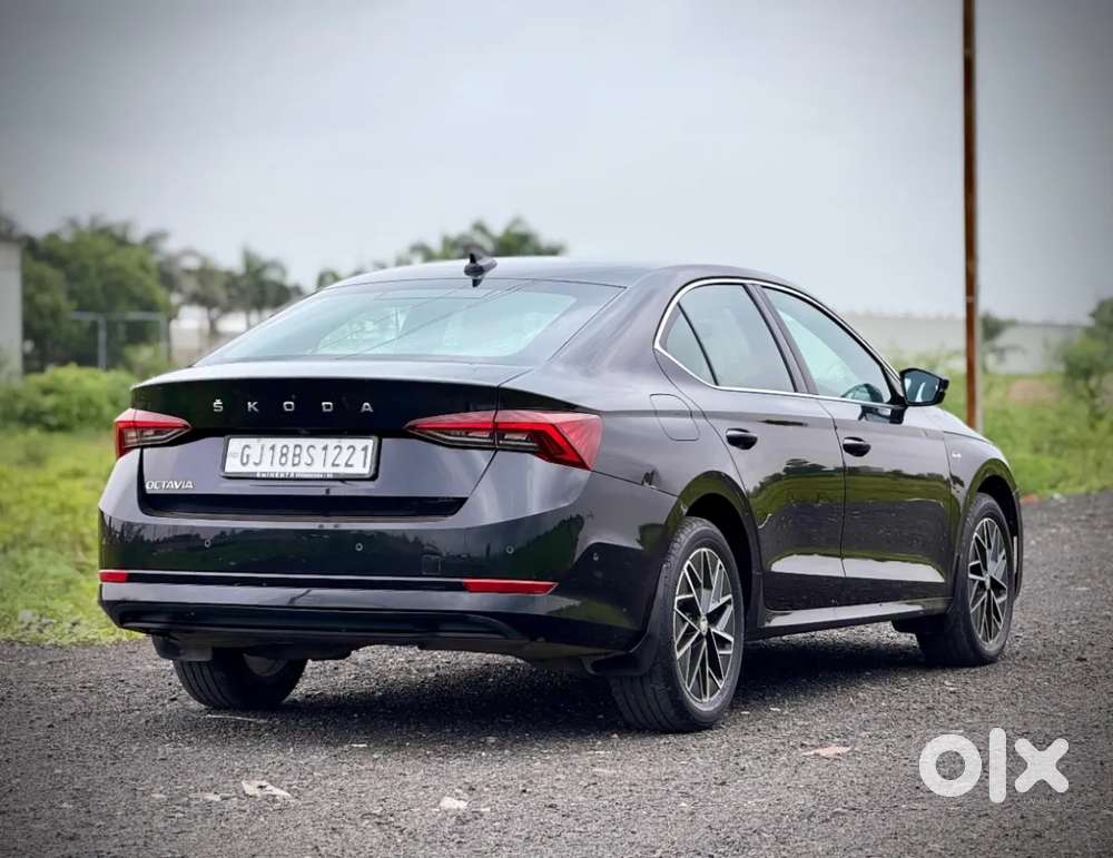 Skoda Octavia 2.0 L K Tsi At, 2022, Petrol
