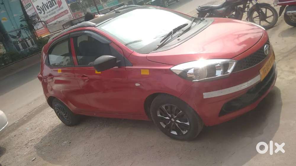 Tata Tiago 2017 Diesel Wizz 1.05 Rtq Model With 22.8 Average Mileage.