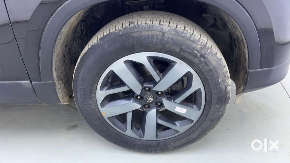 Tata Harrier Xz Plus Dark Edition, 2023, Diesel