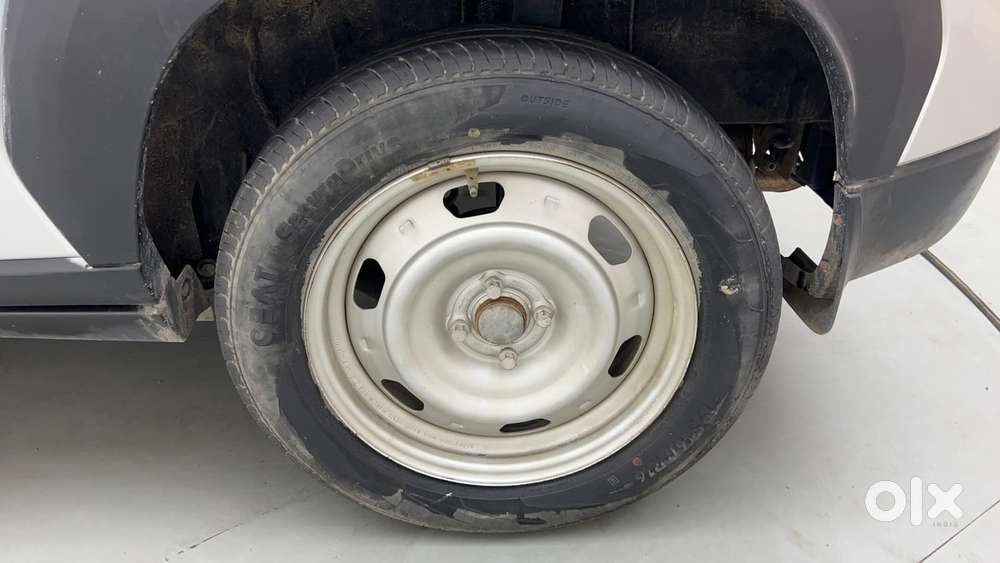 Nissan Magnite 1.0 Xe, 2022, Petrol