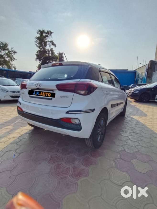Hyundai I20 Sportz 1.2 Vtvt, 2020, Petrol