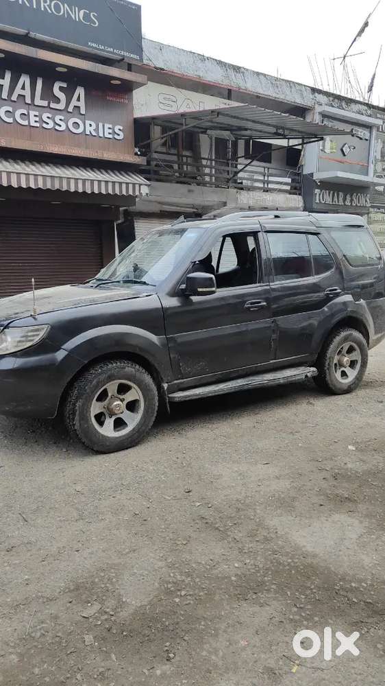 Tata Safari Storme 2015 Diesel 125000 Km Driven
