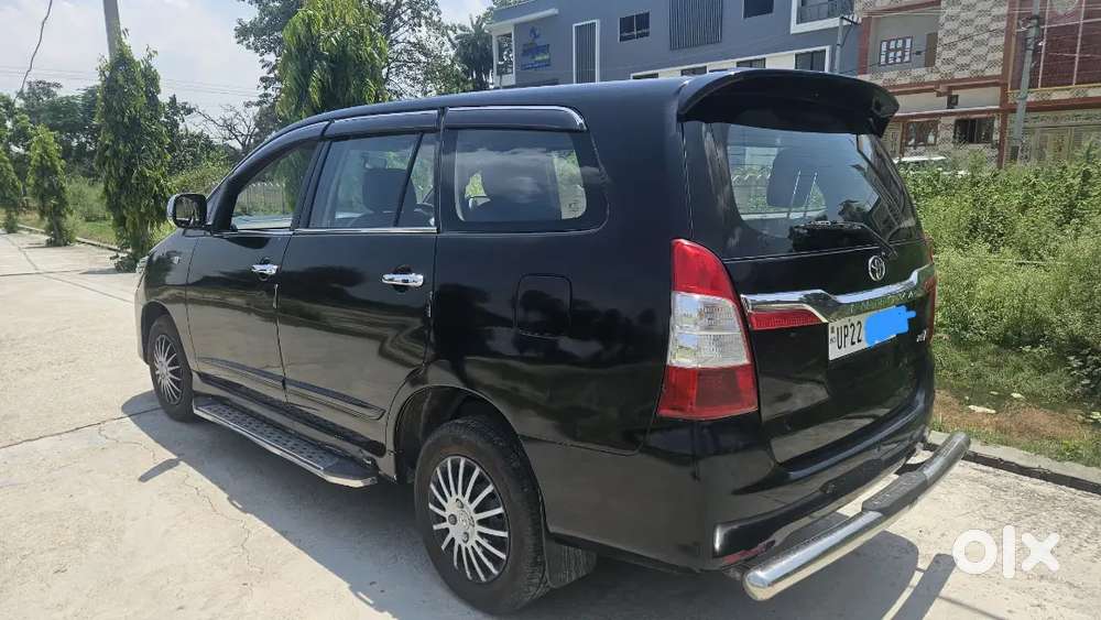 Toyota Innova 2015 Diesel Well Maintained