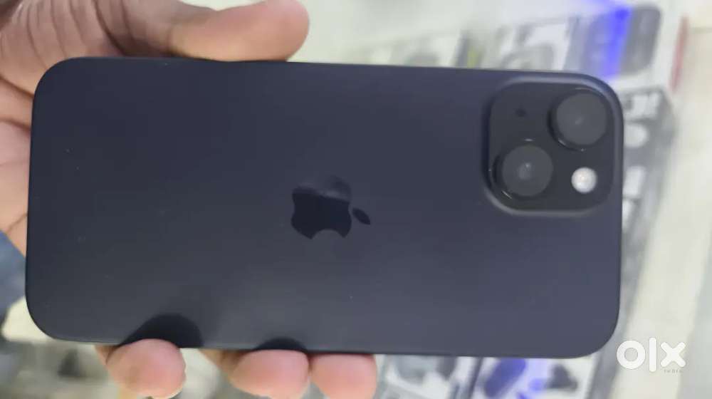 Iphone 15 black in no scratches,mint condition