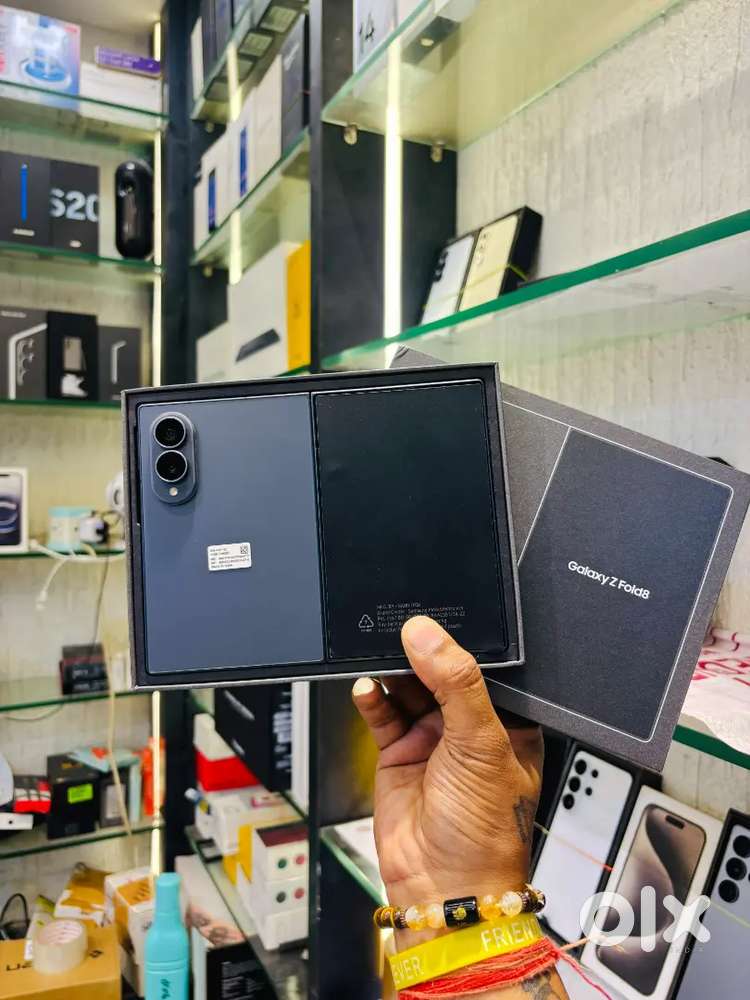 SAMSUNG GALAXY ZFOLD 8 12GB 256GB 60 DAYS OLD PASSPORT PHONE