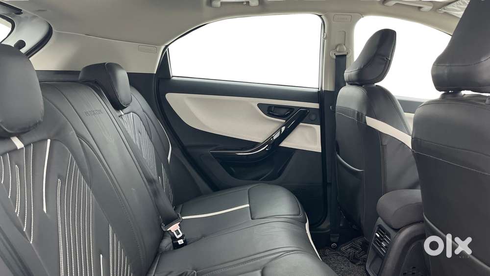 Tata Nexon Creative Plus 1.2 Revotron Petrol 7dca, 2025, Petrol