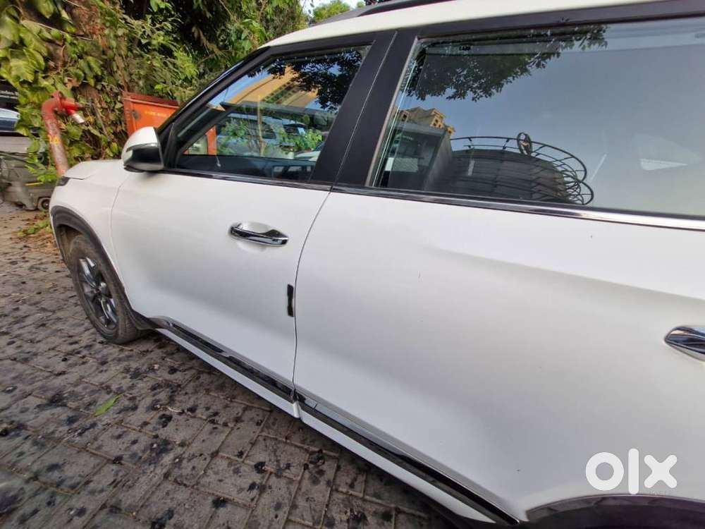 2024 Facelift Kia Seltos 1.5 Petrol With Panaromic Sunroof