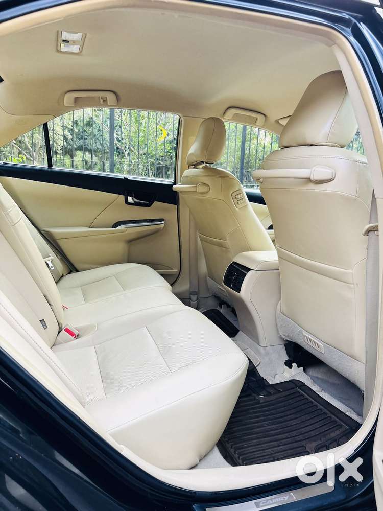 Toyota Camry Hybrid 2.5, 2016, Cng & Hybrids