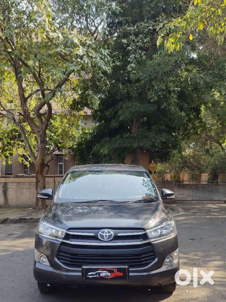 Toyota Innova Crysta 2018 Diesel Well Maintained