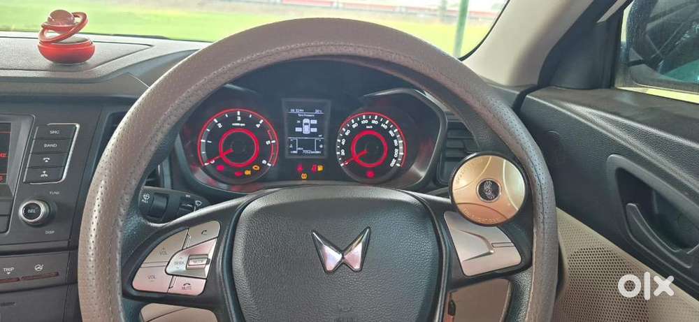 Mahindra Xuv300 2023 Diesel Well Maintained