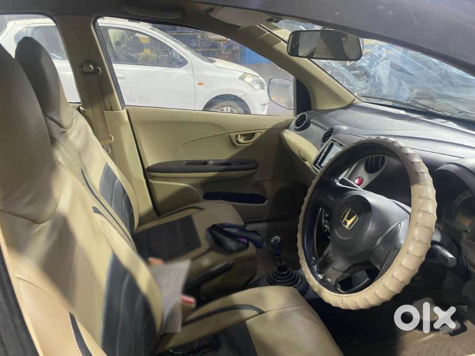 Honda Brio E Mt, 2012, Petrol