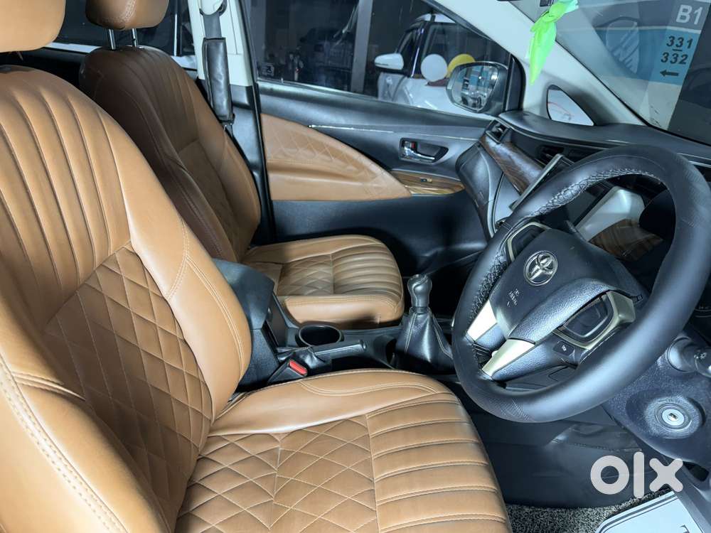 Toyota Innova Crysta 2.4 G Mt 8s, 2016, Diesel