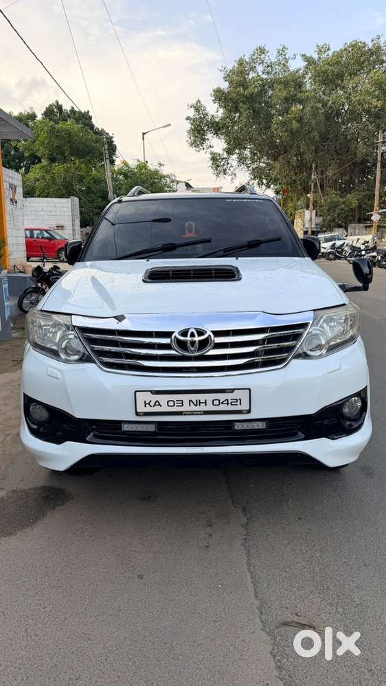 Toyota Fortuner Diesel 2011
