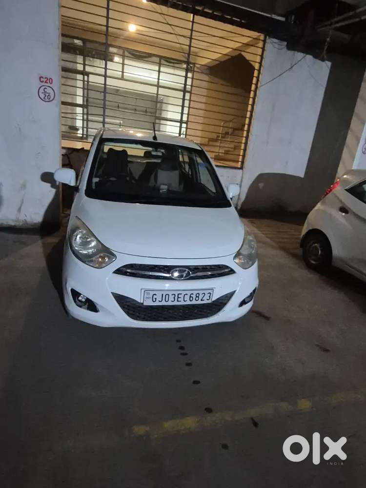 Hyundai I10 2012 Variant Km Driven