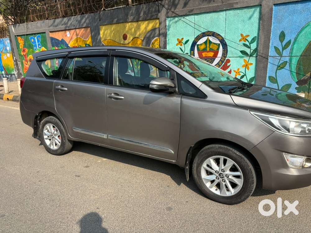 Toyota Innova Crysta