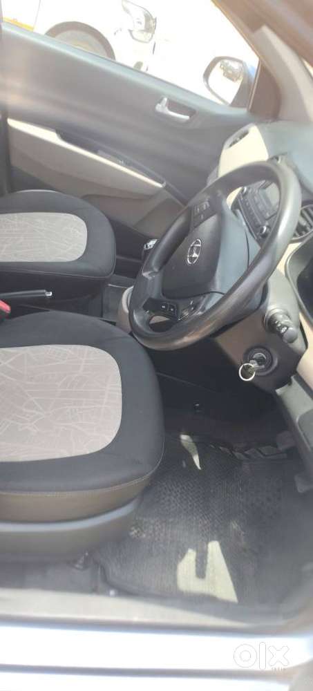 Hyundai Grand I10 Sportz Edition, 2016, Petrol